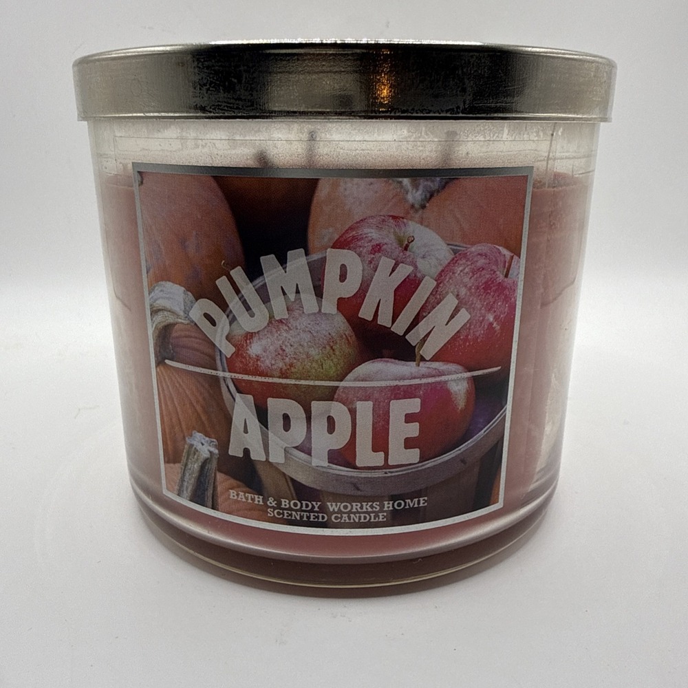 Bath & Body Works Pumpkin Apple 3- Wick Candle